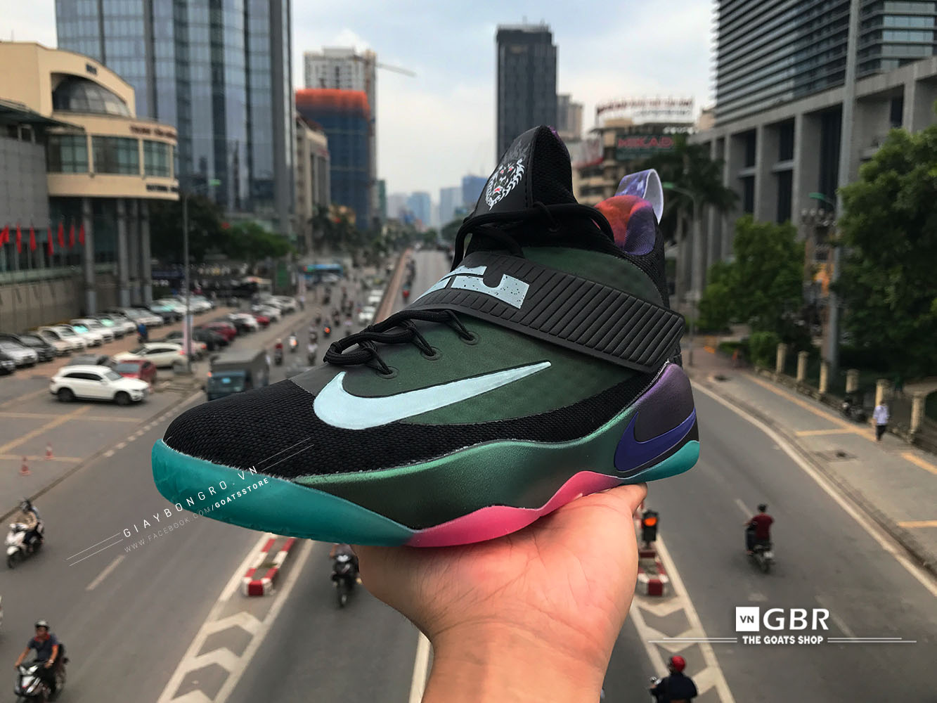 Lebron Ambassador 10 Galaxy