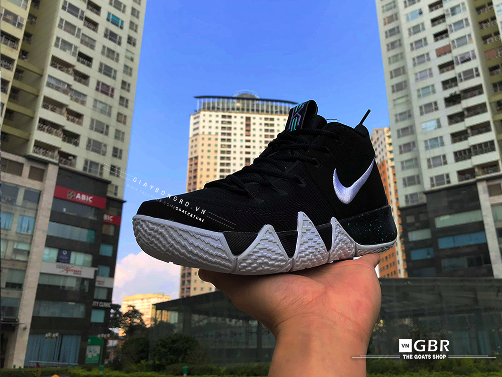 Kyrie 4 Black Ice